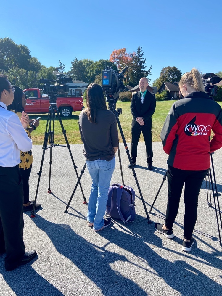 Tune in to the evening news tonight on KWQC TV6, Local 4 WHBF and WQAD News 8 for reports from today's ceremonial groundbreaking of the Career and Technical Education Center at GHS. Story and photos coming soon!
